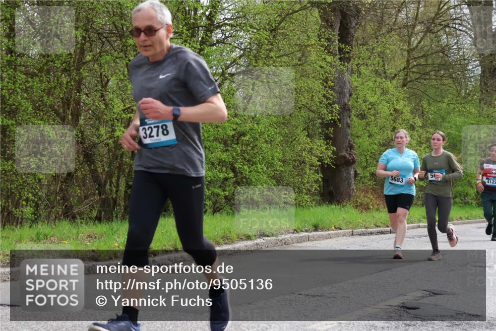 12.04.2026 - 45. Internationalen Wilhelmsburger Insellauf Yannick Fuchs http://msf.ph/oto/9505136 12.04.2026 12:55:34 Laufen 3278, 5683, 50, 4122 meine-sportfotos.de