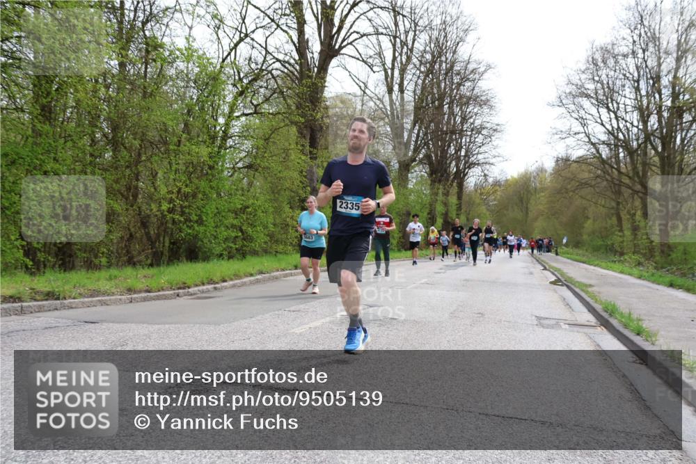 12.04.2026 - 45. Internationalen Wilhelmsburger Insellauf Yannick Fuchs http://msf.ph/oto/9505139 12.04.2026 12:55:35 Laufen 5683, 2335 meine-sportfotos.de