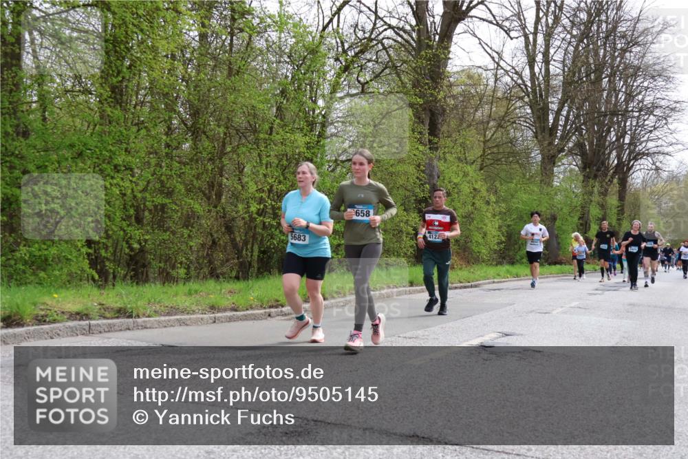12.04.2026 - 45. Internationalen Wilhelmsburger Insellauf Yannick Fuchs http://msf.ph/oto/9505145 12.04.2026 12:55:37 Laufen 5683, 658, 4122, 4650, 3489 meine-sportfotos.de