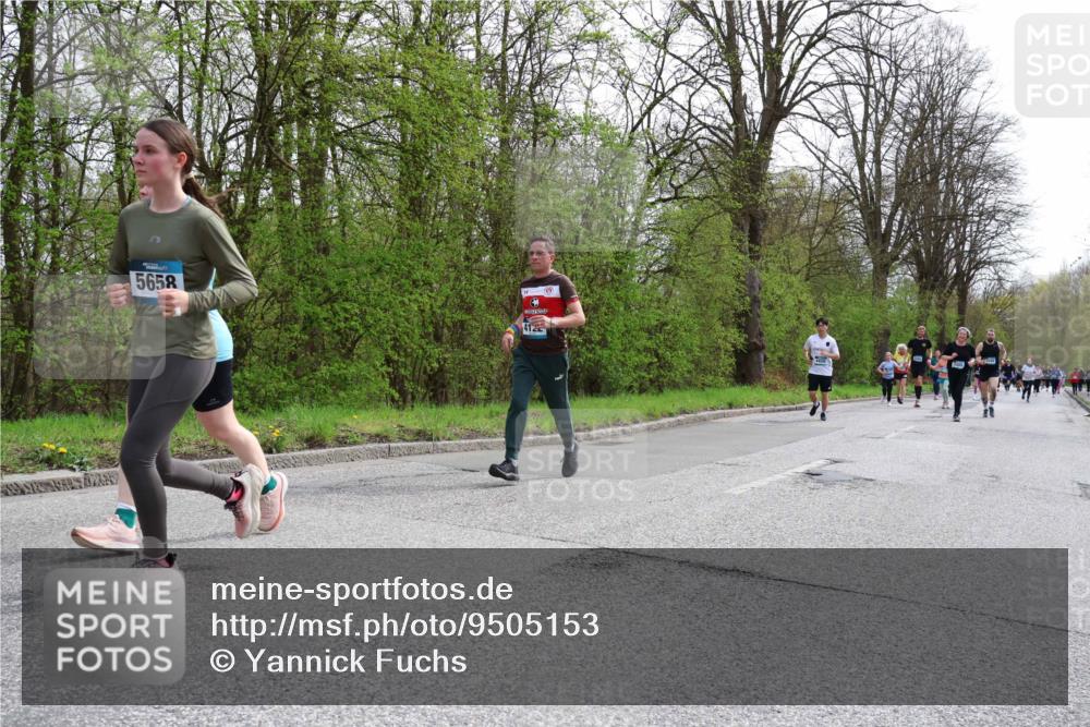 12.04.2026 - 45. Internationalen Wilhelmsburger Insellauf Yannick Fuchs http://msf.ph/oto/9505153 12.04.2026 12:55:38 Laufen 5658, 4122 meine-sportfotos.de