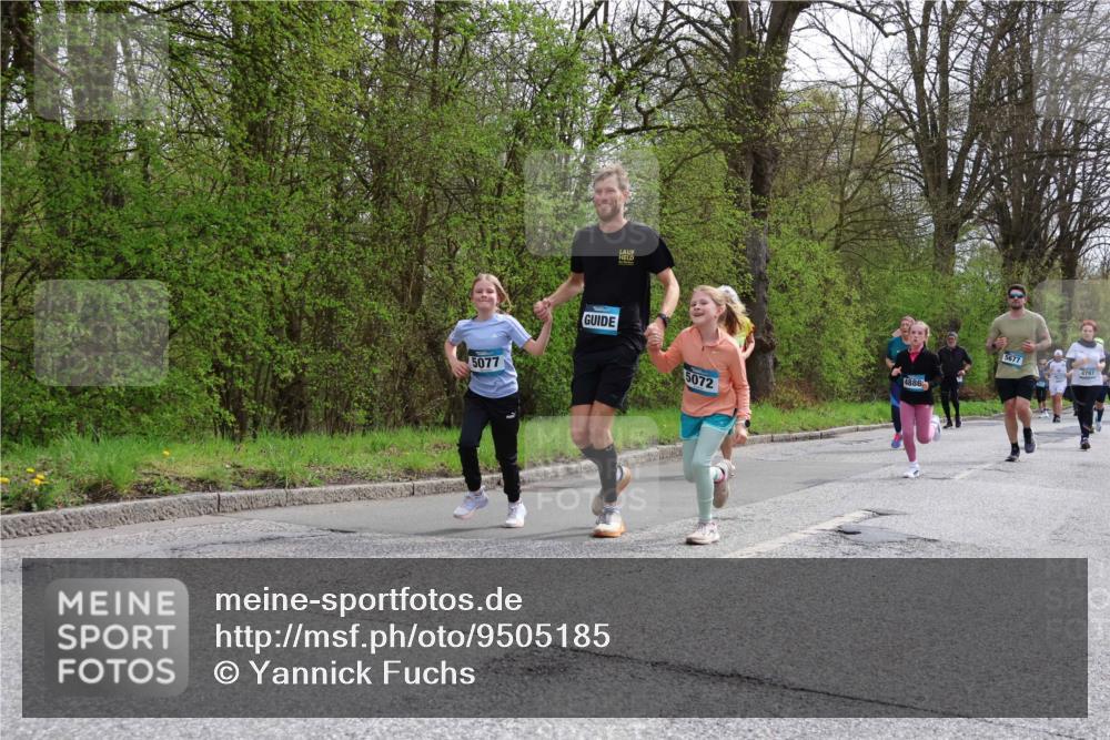 12.04.2026 - 45. Internationalen Wilhelmsburger Insellauf Yannick Fuchs http://msf.ph/oto/9505185 12.04.2026 12:55:45 Laufen 5077, 4886, 5072, 5677, 4797 meine-sportfotos.de