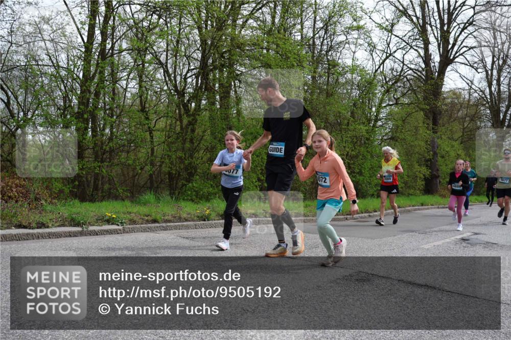 12.04.2026 - 45. Internationalen Wilhelmsburger Insellauf Yannick Fuchs http://msf.ph/oto/9505192 12.04.2026 12:55:46 Laufen 077, 5677, 2089, 072, 4886 meine-sportfotos.de