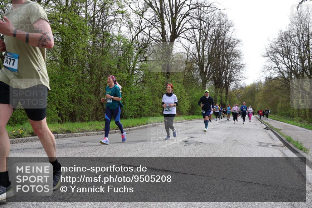 12.04.2026 - 45. Internationalen Wilhelmsburger Insellauf Yannick Fuchs http://msf.ph/oto/9505208 12.04.2026 12:55:49 Laufen 7, 217, 4797 meine-sportfotos.de