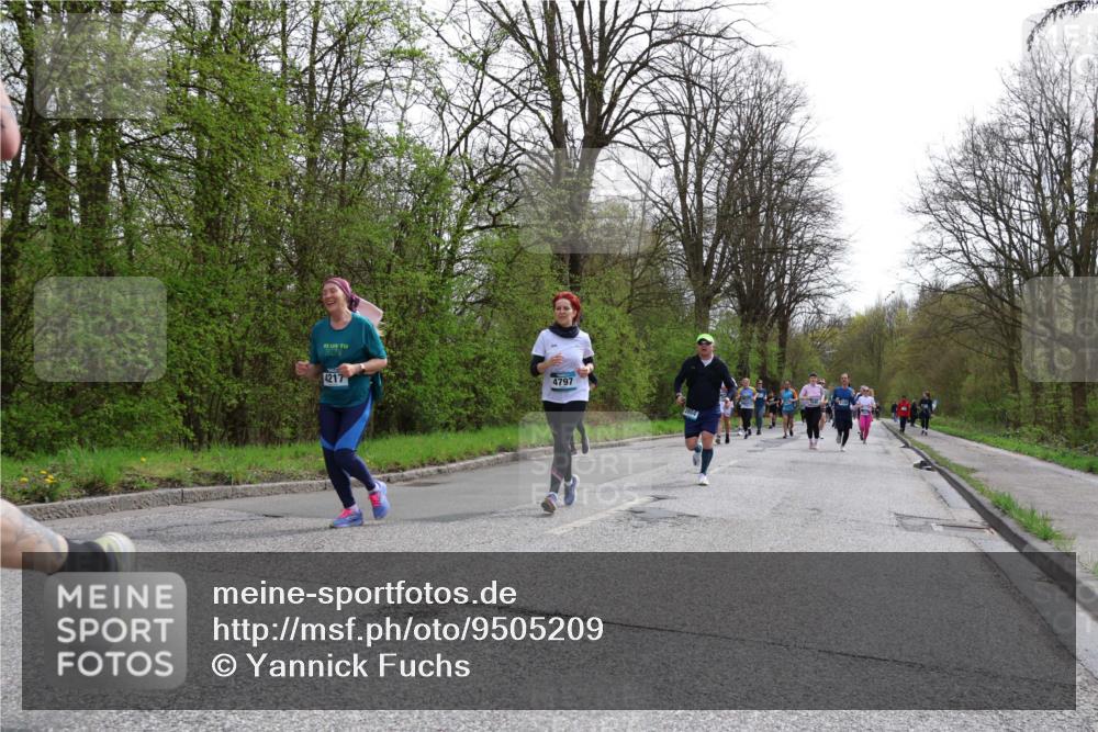 12.04.2026 - 45. Internationalen Wilhelmsburger Insellauf Yannick Fuchs http://msf.ph/oto/9505209 12.04.2026 12:55:49 Laufen 4217, 4797, 2804 meine-sportfotos.de