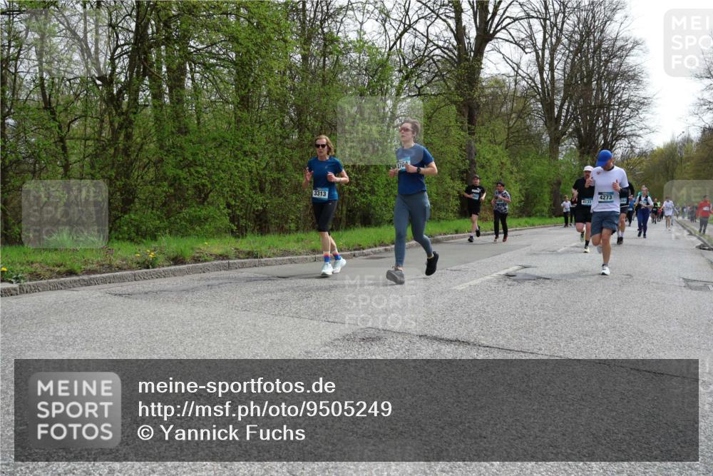 12.04.2026 - 45. Internationalen Wilhelmsburger Insellauf Yannick Fuchs http://msf.ph/oto/9505249 12.04.2026 12:55:59 Laufen 3313, 2704, 4133, 4273 meine-sportfotos.de