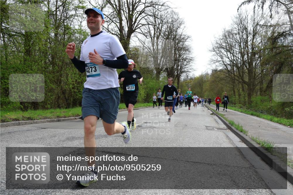12.04.2026 - 45. Internationalen Wilhelmsburger Insellauf Yannick Fuchs http://msf.ph/oto/9505259 12.04.2026 12:56:01 Laufen 4273, 4133, 5564 meine-sportfotos.de