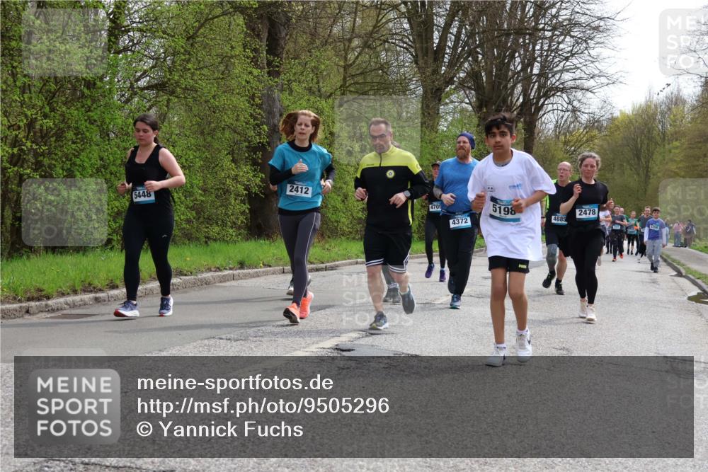 12.04.2026 - 45. Internationalen Wilhelmsburger Insellauf Yannick Fuchs http://msf.ph/oto/9505296 12.04.2026 12:56:08 Laufen 2412, 5448, 4705, 4372, 5198, 2478, 4885 meine-sportfotos.de