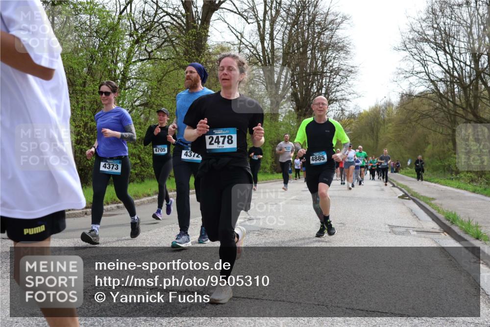 12.04.2026 - 45. Internationalen Wilhelmsburger Insellauf Yannick Fuchs http://msf.ph/oto/9505310 12.04.2026 12:56:11 Laufen 4373, 4705, 4372, 2478, 7584, 4885 meine-sportfotos.de