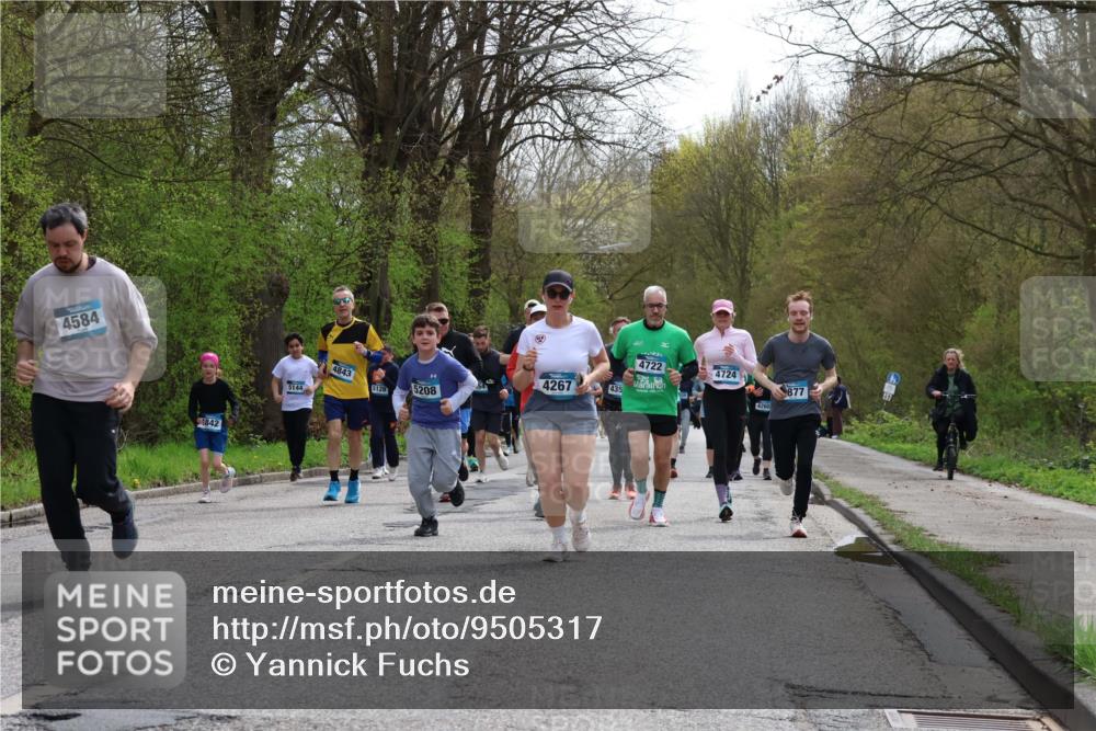 12.04.2026 - 45. Internationalen Wilhelmsburger Insellauf Yannick Fuchs http://msf.ph/oto/9505317 12.04.2026 12:56:13 Laufen 4584, 4722, 4724, 4843, 4267, 435, 5128, 5208, 5144, 4260, 877 meine-sportfotos.de