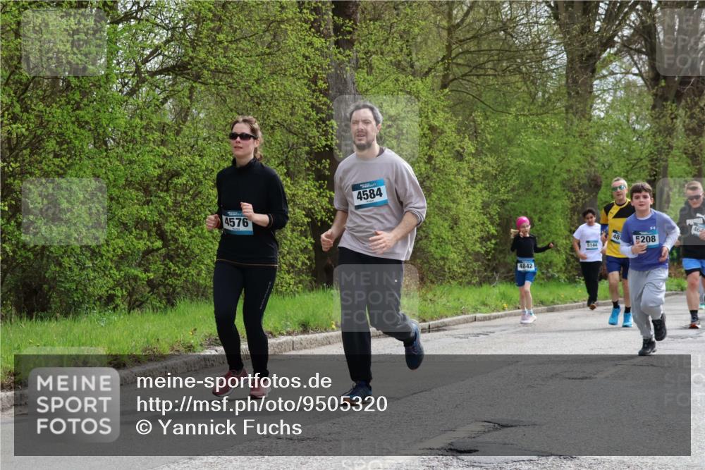 12.04.2026 - 45. Internationalen Wilhelmsburger Insellauf Yannick Fuchs http://msf.ph/oto/9505320 12.04.2026 12:56:14 Laufen 4576, 4584, 4842, 46, 48, 5208, 5144 meine-sportfotos.de
