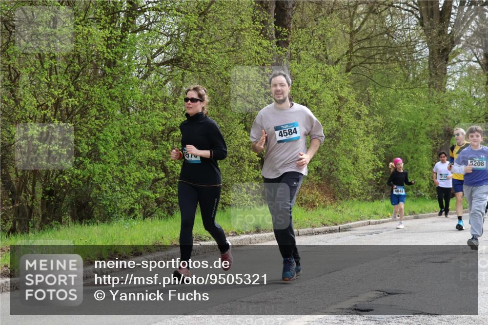 12.04.2026 - 45. Internationalen Wilhelmsburger Insellauf Yannick Fuchs http://msf.ph/oto/9505321 12.04.2026 12:56:14 Laufen 578, 4584, 4842, 5144, 5208 meine-sportfotos.de