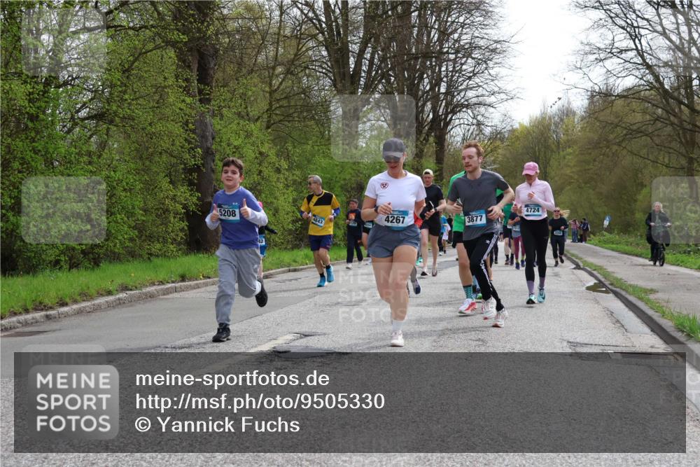 12.04.2026 - 45. Internationalen Wilhelmsburger Insellauf Yannick Fuchs http://msf.ph/oto/9505330 12.04.2026 12:56:16 Laufen 4843, 5208, 4724, 4267, 3877, 512, 4260 meine-sportfotos.de