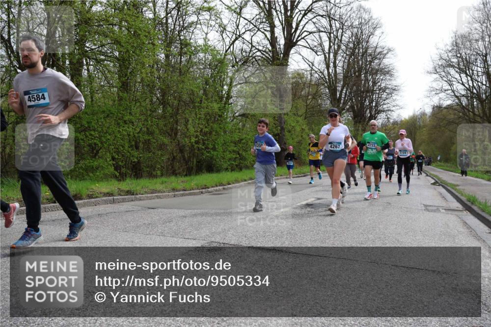 12.04.2026 - 45. Internationalen Wilhelmsburger Insellauf Yannick Fuchs http://msf.ph/oto/9505334 12.04.2026 12:56:16 Laufen 4584, 520, 4842, 4267, 4722, 4724 meine-sportfotos.de