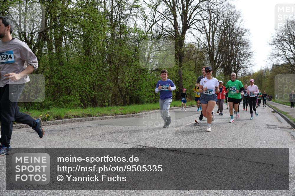 12.04.2026 - 45. Internationalen Wilhelmsburger Insellauf Yannick Fuchs http://msf.ph/oto/9505335 12.04.2026 12:56:16 Laufen 4584, 4722, 5208, 4267, 4724 meine-sportfotos.de