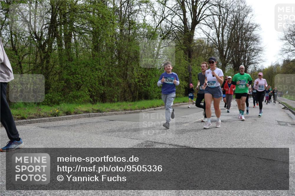 12.04.2026 - 45. Internationalen Wilhelmsburger Insellauf Yannick Fuchs http://msf.ph/oto/9505336 12.04.2026 12:56:17 Laufen 5208, 4042, 4722, 4267, 4724 meine-sportfotos.de