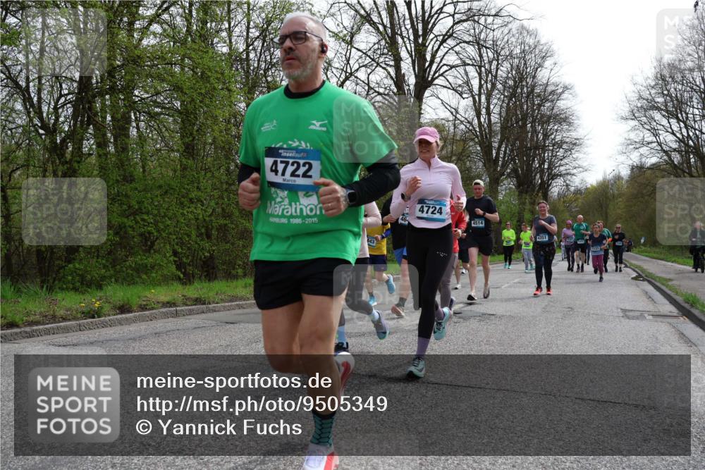 12.04.2026 - 45. Internationalen Wilhelmsburger Insellauf Yannick Fuchs http://msf.ph/oto/9505349 12.04.2026 12:56:19 Laufen 4722, 1986, 2015, 843, 46, 4724, 4514, 4351, 5123 meine-sportfotos.de