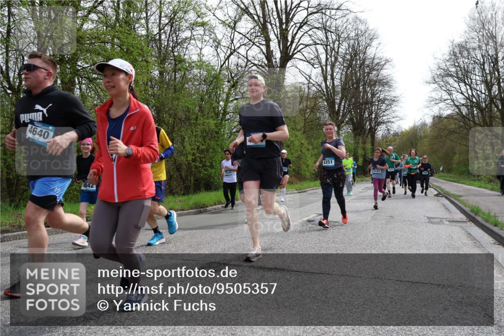 12.04.2026 - 45. Internationalen Wilhelmsburger Insellauf Yannick Fuchs http://msf.ph/oto/9505357 12.04.2026 12:56:20 Laufen 4640, 4842, 5144, 4351, 5123 meine-sportfotos.de