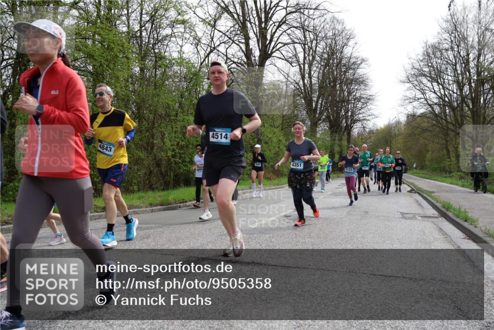 12.04.2026 - 45. Internationalen Wilhelmsburger Insellauf Yannick Fuchs http://msf.ph/oto/9505358 12.04.2026 12:56:20 Laufen 4843, 4514, 4094, 4351, 5433, 5123 meine-sportfotos.de