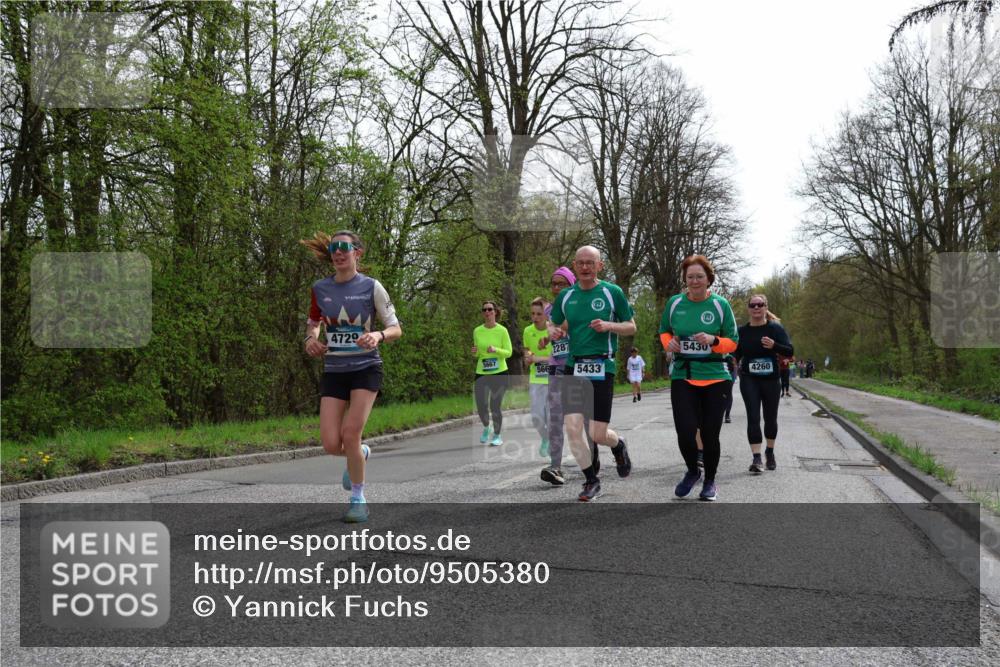 12.04.2026 - 45. Internationalen Wilhelmsburger Insellauf Yannick Fuchs http://msf.ph/oto/9505380 12.04.2026 12:56:24 Laufen 21, 4729, 2287, 5430, 5667, 566, 5433, 4260 meine-sportfotos.de