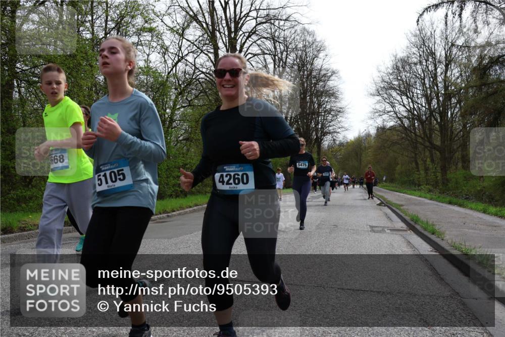 12.04.2026 - 45. Internationalen Wilhelmsburger Insellauf Yannick Fuchs http://msf.ph/oto/9505393 12.04.2026 12:56:26 Laufen 668, 5105, 4260, 5475, 4300 meine-sportfotos.de