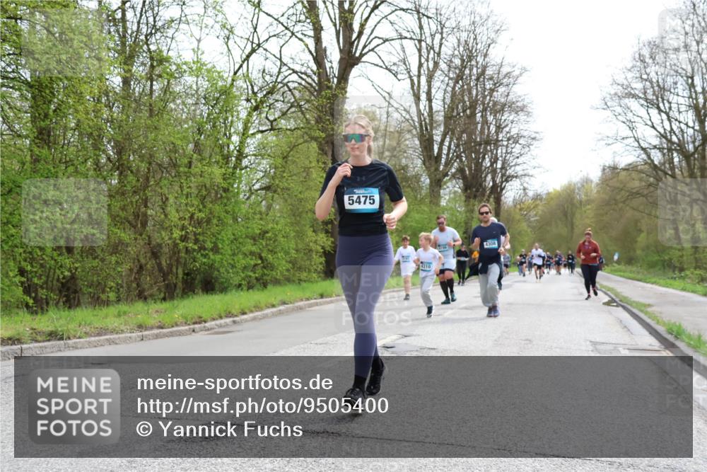 12.04.2026 - 45. Internationalen Wilhelmsburger Insellauf Yannick Fuchs http://msf.ph/oto/9505400 12.04.2026 12:56:28 Laufen 5475, 4310, 4308 meine-sportfotos.de