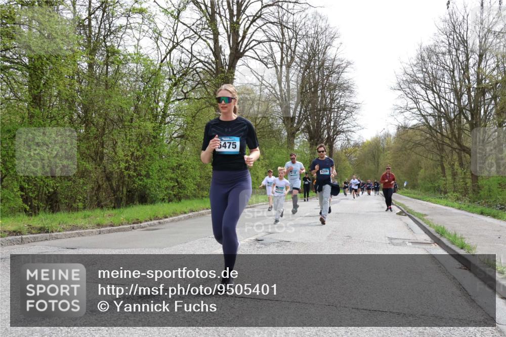 12.04.2026 - 45. Internationalen Wilhelmsburger Insellauf Yannick Fuchs http://msf.ph/oto/9505401 12.04.2026 12:56:28 Laufen 5475, 3193, 4310, 4308, 4199 meine-sportfotos.de