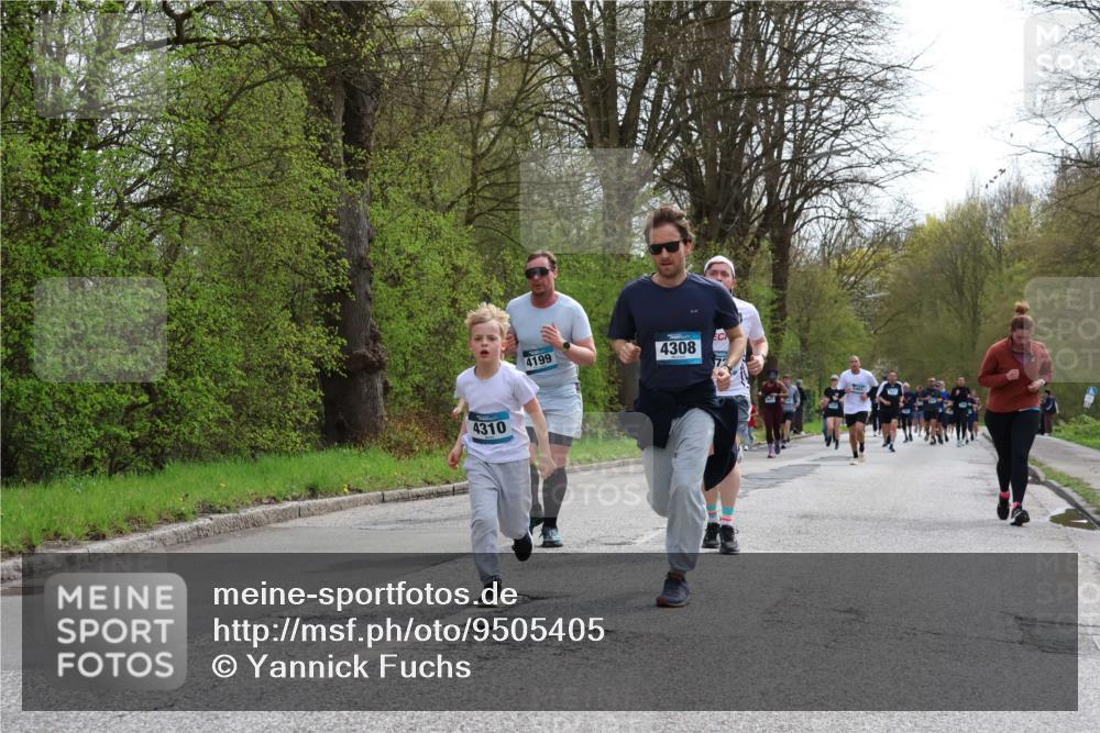 12.04.2026 - 45. Internationalen Wilhelmsburger Insellauf Yannick Fuchs http://msf.ph/oto/9505405 12.04.2026 12:56:29 Laufen 4310, 4199, 4308, 5401 meine-sportfotos.de