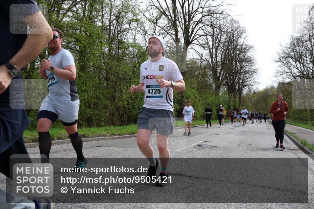 12.04.2026 - 45. Internationalen Wilhelmsburger Insellauf Yannick Fuchs http://msf.ph/oto/9505421 12.04.2026 12:56:32 Laufen 4199, 24, 4725, 5193 meine-sportfotos.de