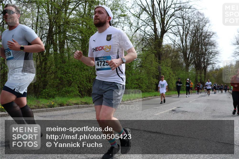 12.04.2026 - 45. Internationalen Wilhelmsburger Insellauf Yannick Fuchs http://msf.ph/oto/9505423 12.04.2026 12:56:32 Laufen 199, 24, 4725, 5193 meine-sportfotos.de