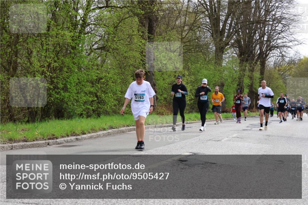 12.04.2026 - 45. Internationalen Wilhelmsburger Insellauf Yannick Fuchs http://msf.ph/oto/9505427 12.04.2026 12:56:33 Laufen 4115, 5193, 5620, 1870, 5662, 3641 meine-sportfotos.de