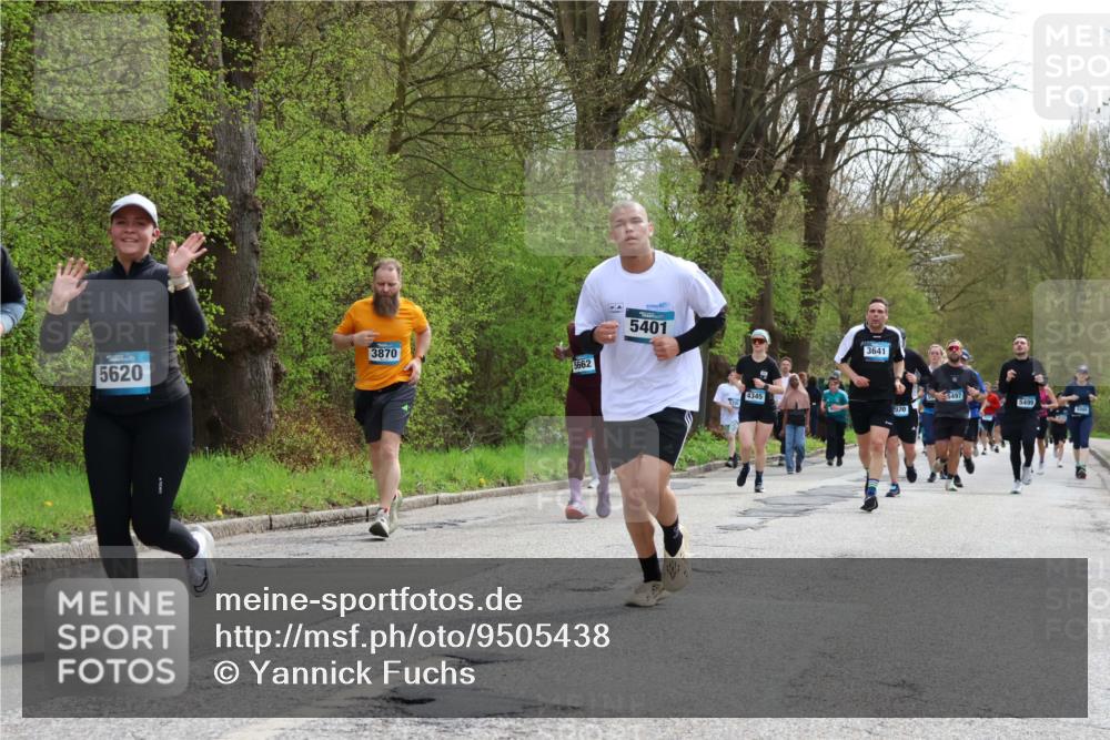 12.04.2026 - 45. Internationalen Wilhelmsburger Insellauf Yannick Fuchs http://msf.ph/oto/9505438 12.04.2026 12:56:36 Laufen 5620, 3870, 5662, 5401, 4345, 3641, 5497, 970, 5499 meine-sportfotos.de