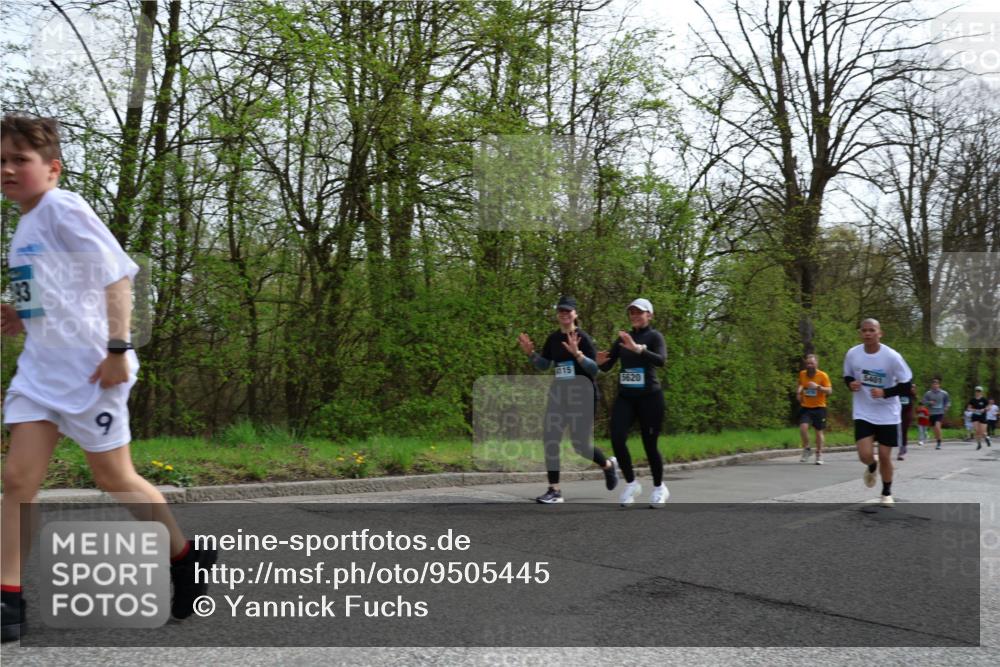 12.04.2026 - 45. Internationalen Wilhelmsburger Insellauf Yannick Fuchs http://msf.ph/oto/9505445 12.04.2026 12:56:37 Laufen 15, 5620, 5401 meine-sportfotos.de