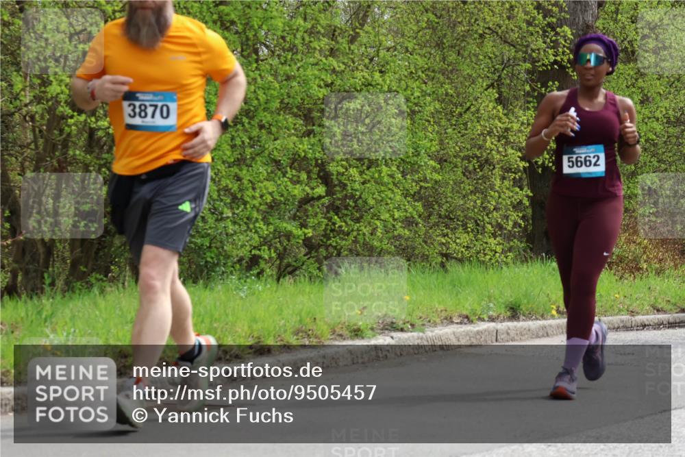 12.04.2026 - 45. Internationalen Wilhelmsburger Insellauf Yannick Fuchs http://msf.ph/oto/9505457 12.04.2026 12:56:39 Laufen 3870, 5662 meine-sportfotos.de