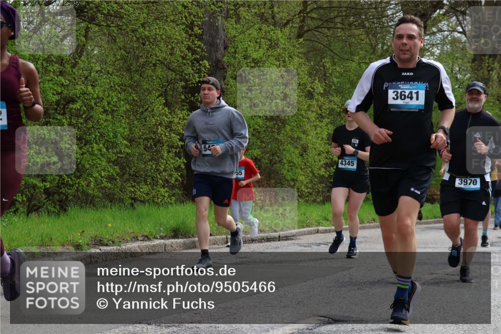 12.04.2026 - 45. Internationalen Wilhelmsburger Insellauf Yannick Fuchs http://msf.ph/oto/9505466 12.04.2026 12:56:40 Laufen 54, 3641, 55, 4345, 3970 meine-sportfotos.de