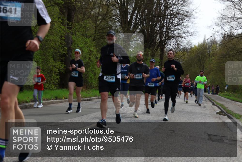 12.04.2026 - 45. Internationalen Wilhelmsburger Insellauf Yannick Fuchs http://msf.ph/oto/9505476 12.04.2026 12:56:42 Laufen 8641, 5155, 4345, 5028, 5497, 3970, 4138, 5499 meine-sportfotos.de