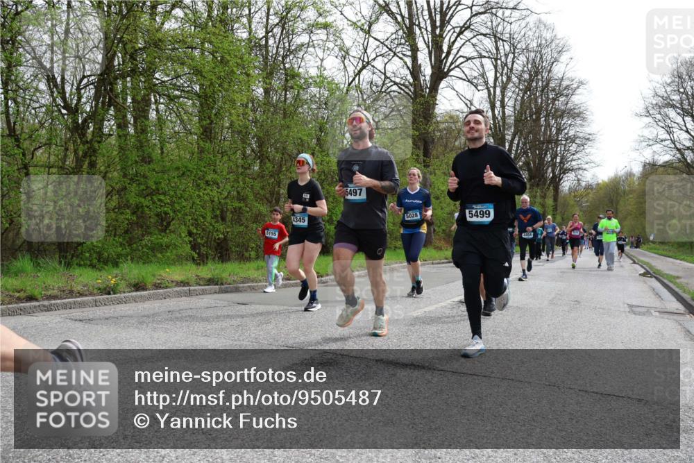 12.04.2026 - 45. Internationalen Wilhelmsburger Insellauf Yannick Fuchs http://msf.ph/oto/9505487 12.04.2026 12:56:44 Laufen 5155, 4345, 5497, 5028, 5499, 4454 meine-sportfotos.de
