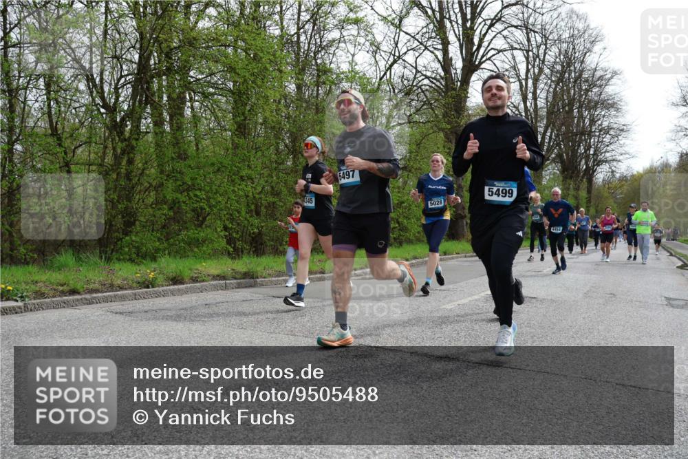 12.04.2026 - 45. Internationalen Wilhelmsburger Insellauf Yannick Fuchs http://msf.ph/oto/9505488 12.04.2026 12:56:44 Laufen 345, 5497, 5028, 5499, 4454 meine-sportfotos.de