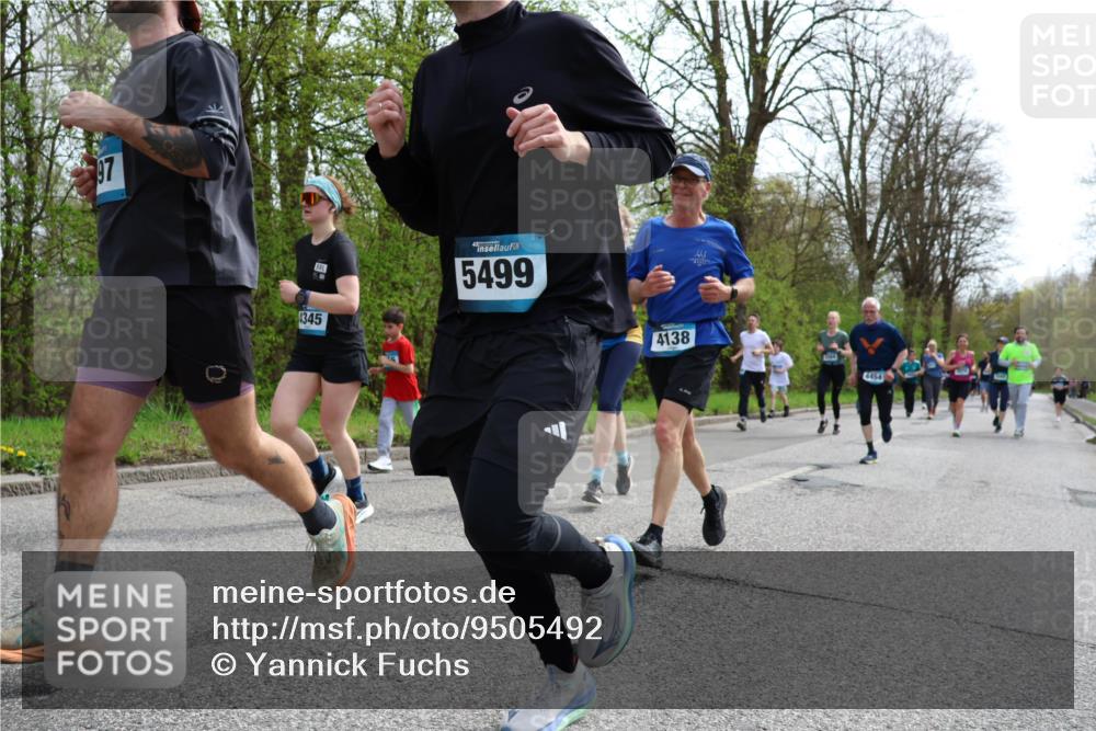 12.04.2026 - 45. Internationalen Wilhelmsburger Insellauf Yannick Fuchs http://msf.ph/oto/9505492 12.04.2026 12:56:45 Laufen 97, 5499, 1345, 4138 meine-sportfotos.de