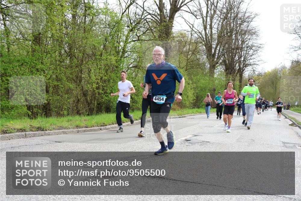 12.04.2026 - 45. Internationalen Wilhelmsburger Insellauf Yannick Fuchs http://msf.ph/oto/9505500 12.04.2026 12:56:46 Laufen 4454, 3070 meine-sportfotos.de