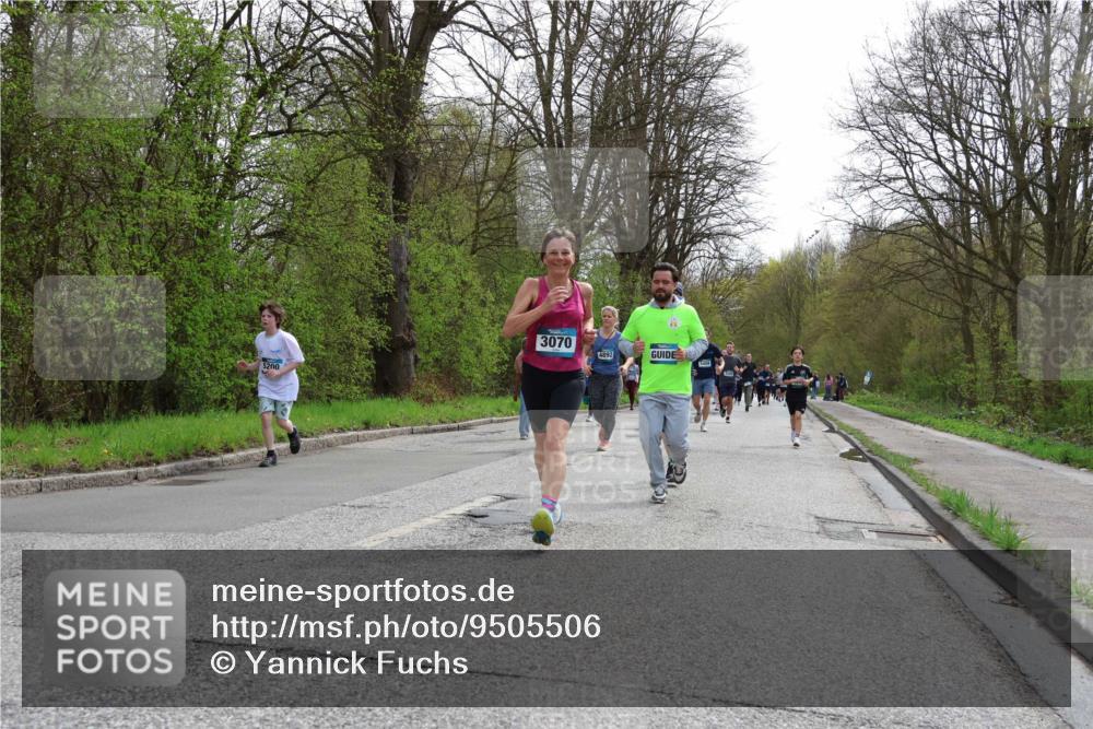 12.04.2026 - 45. Internationalen Wilhelmsburger Insellauf Yannick Fuchs http://msf.ph/oto/9505506 12.04.2026 12:56:48 Laufen 5200, 3070, 5453 meine-sportfotos.de