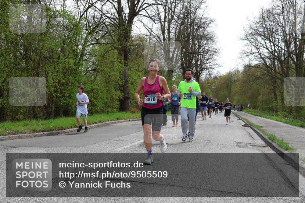 12.04.2026 - 45. Internationalen Wilhelmsburger Insellauf Yannick Fuchs http://msf.ph/oto/9505509 12.04.2026 12:56:48 Laufen 5200, 3070, 4892 meine-sportfotos.de