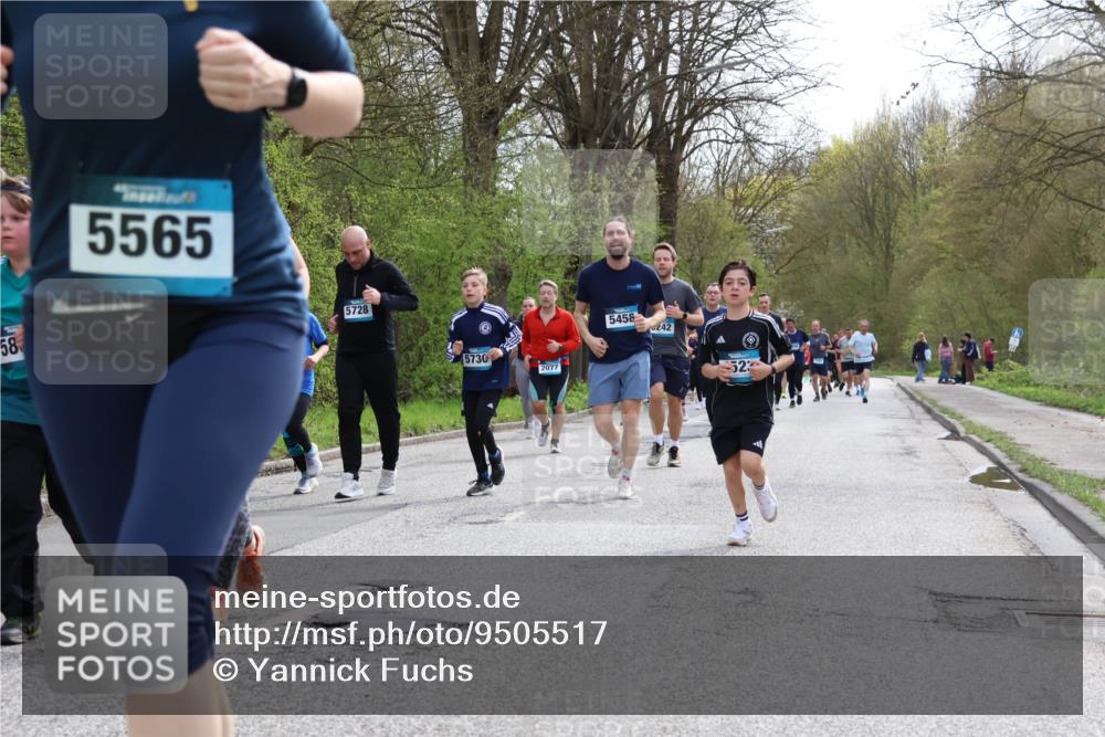 12.04.2026 - 45. Internationalen Wilhelmsburger Insellauf Yannick Fuchs http://msf.ph/oto/9505517 12.04.2026 12:56:51 Laufen 58, 5565, 5728, 5730, 2077, 5458, 242, 52 meine-sportfotos.de