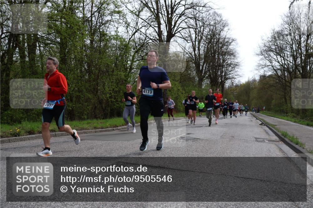 12.04.2026 - 45. Internationalen Wilhelmsburger Insellauf Yannick Fuchs http://msf.ph/oto/9505546 12.04.2026 12:56:57 Laufen 2017, 5231, 4173, 5247 meine-sportfotos.de