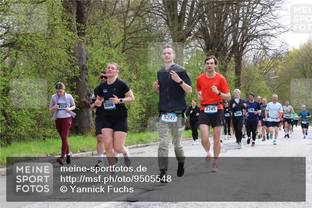 12.04.2026 - 45. Internationalen Wilhelmsburger Insellauf Yannick Fuchs http://msf.ph/oto/9505548 12.04.2026 12:56:58 Laufen 4314, 5568, 5247, 2745, 5864, 5795, 3896, 4736 meine-sportfotos.de