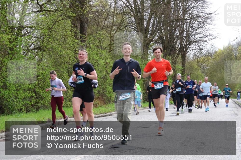 12.04.2026 - 45. Internationalen Wilhelmsburger Insellauf Yannick Fuchs http://msf.ph/oto/9505551 12.04.2026 12:56:58 Laufen 568, 5247, 2745, 586, 3896 meine-sportfotos.de