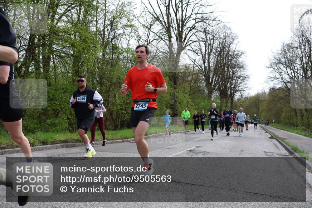 12.04.2026 - 45. Internationalen Wilhelmsburger Insellauf Yannick Fuchs http://msf.ph/oto/9505563 12.04.2026 12:57:00 Laufen 4039, 2745, 4769 meine-sportfotos.de