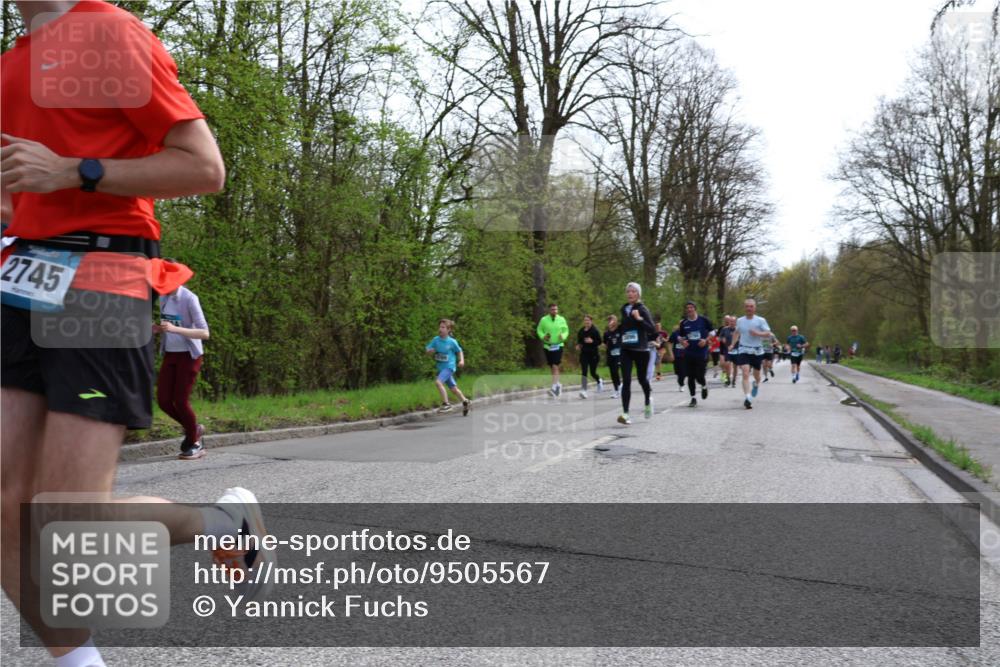 12.04.2026 - 45. Internationalen Wilhelmsburger Insellauf Yannick Fuchs http://msf.ph/oto/9505567 12.04.2026 12:57:01 Laufen 2745 meine-sportfotos.de