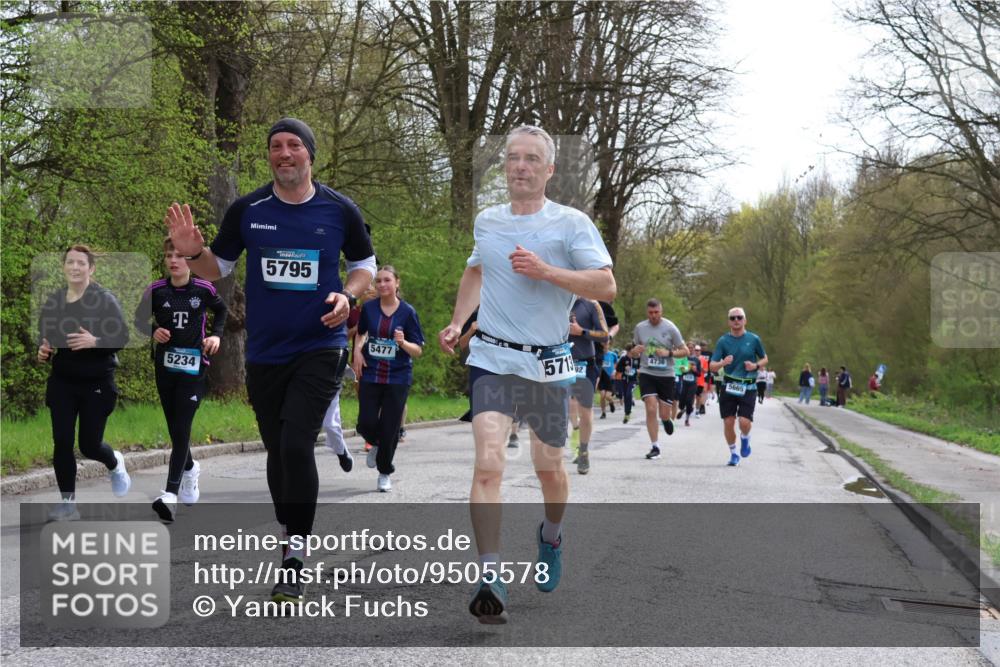 12.04.2026 - 45. Internationalen Wilhelmsburger Insellauf Yannick Fuchs http://msf.ph/oto/9505578 12.04.2026 12:57:03 Laufen 5234, 5795, 5477, 5713, 4736, 5665 meine-sportfotos.de