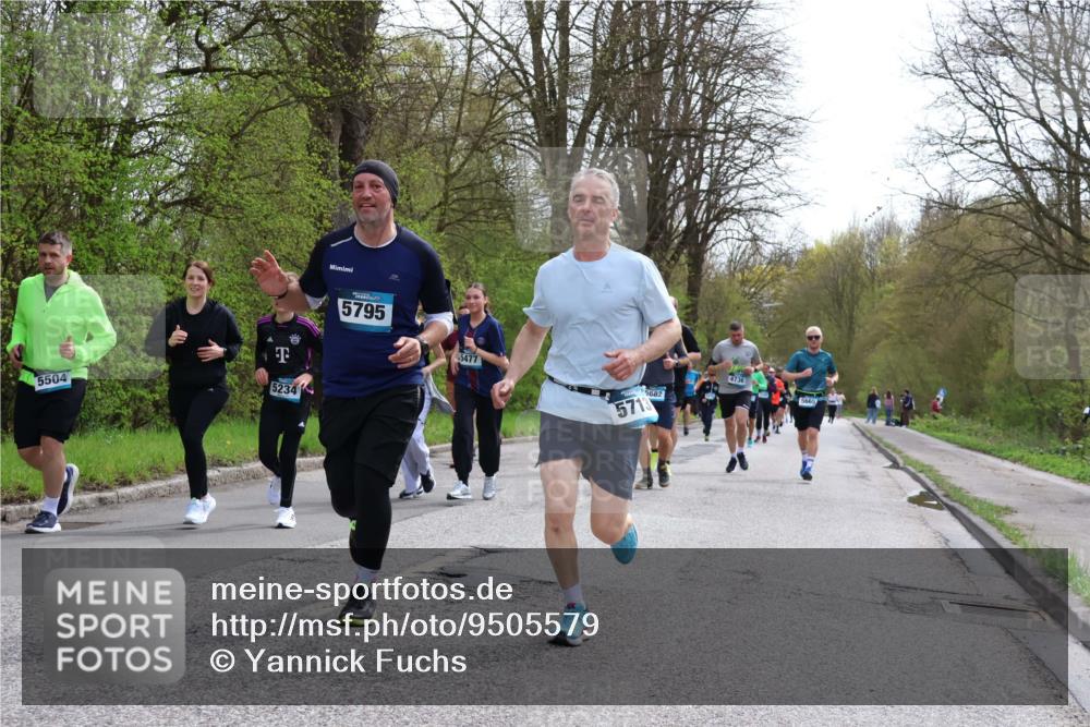 12.04.2026 - 45. Internationalen Wilhelmsburger Insellauf Yannick Fuchs http://msf.ph/oto/9505579 12.04.2026 12:57:03 Laufen 5504, 5234, 5795, 5477, 5682, 5713, 4736, 5665 meine-sportfotos.de