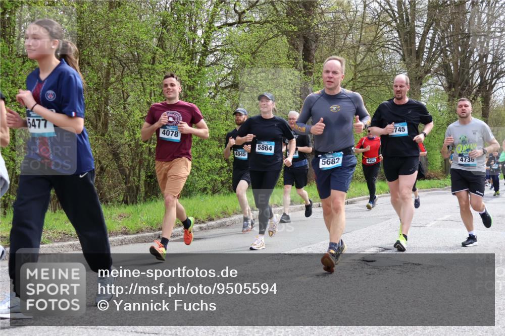 12.04.2026 - 45. Internationalen Wilhelmsburger Insellauf Yannick Fuchs http://msf.ph/oto/9505594 12.04.2026 12:57:06 Laufen 5477, 4078, 4845, 5864, 1, 5682, 4453, 745, 4736 meine-sportfotos.de